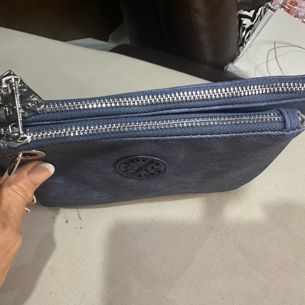 NWT Christian Lacroix Navy Blue Wristlet Set - Picture 5 of 10